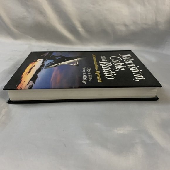 Television Cable Radio Communications Book Approach Edgar WIllis Henry 1992 - Picture 7 of 12